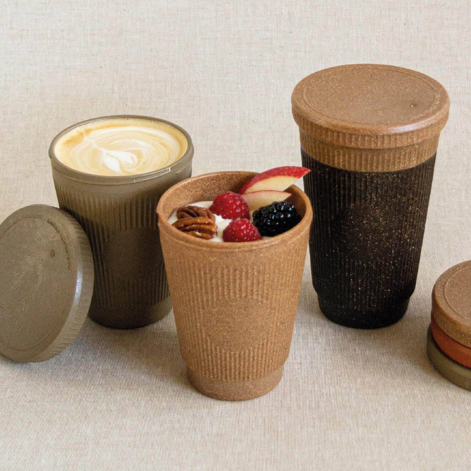 io-nova-kaffeeform-weducer-cup-essential-to-go-kaffeebecher-300ml-in-nutmeg image 2